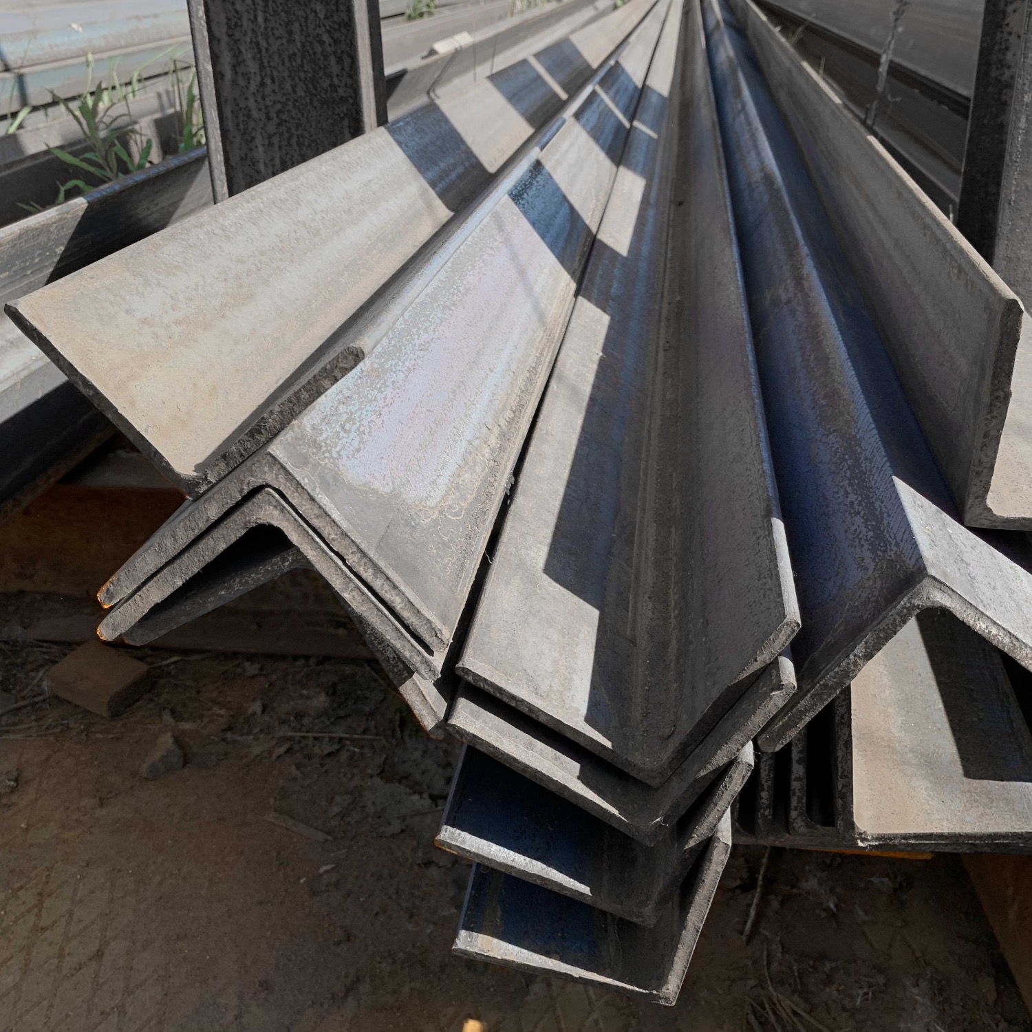 Угол 63х63х6 ГОСТ 8509-93 ГОСТ Р 55374-2012 ст15ХСНД  ОборонСпецСплав